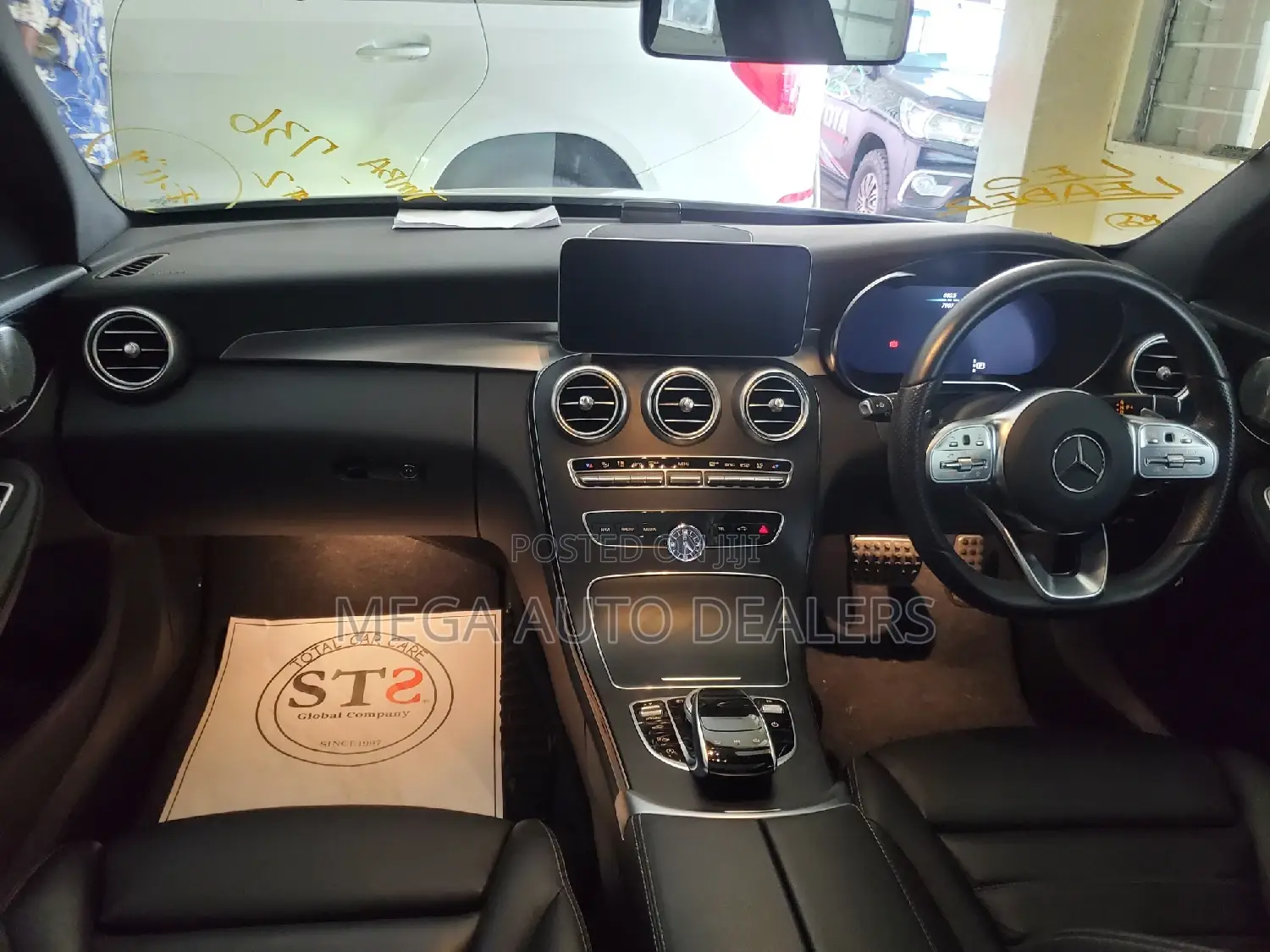 Mercedes-Benz C200 2018 White