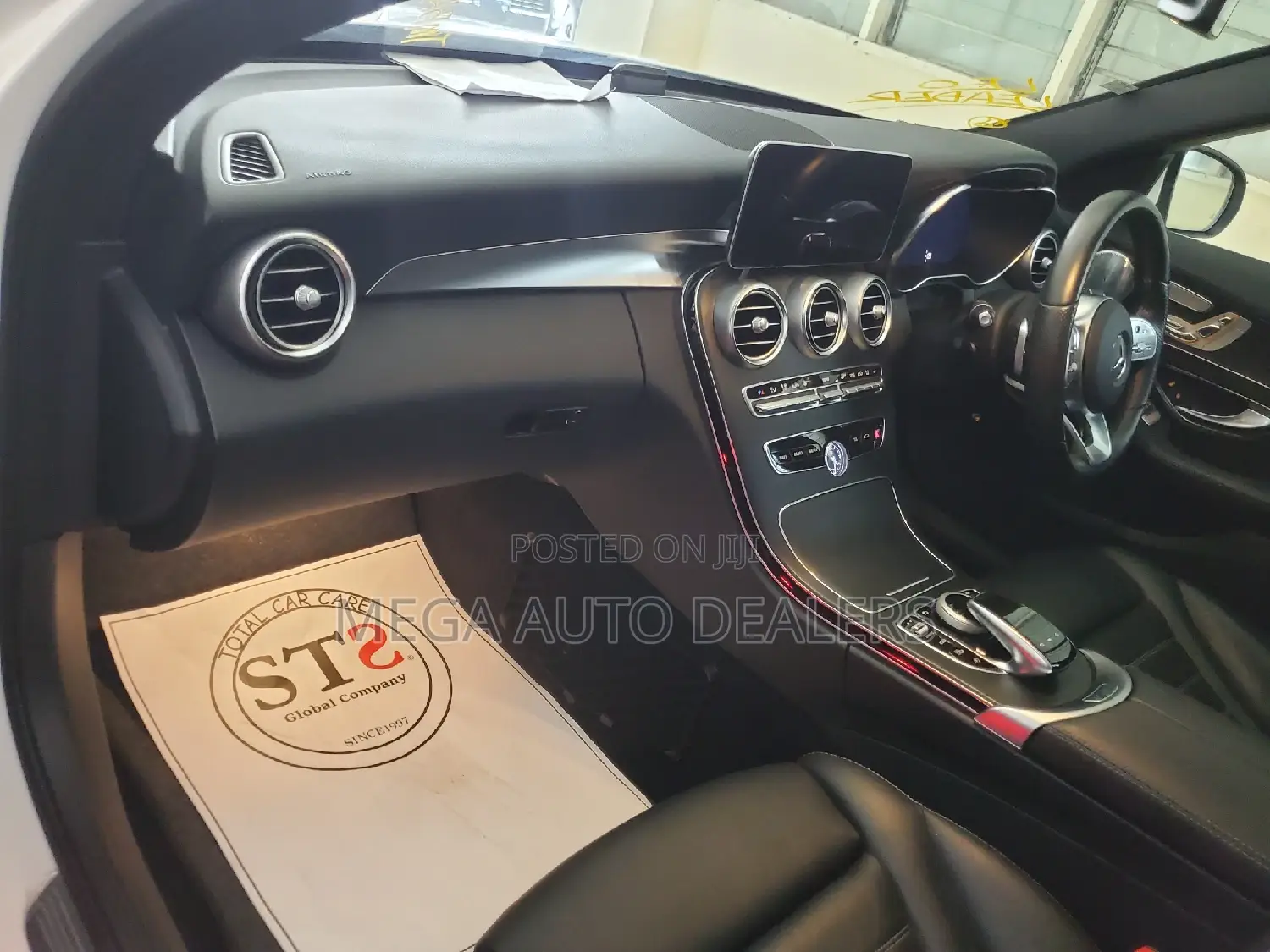 Mercedes-Benz C200 2018 White