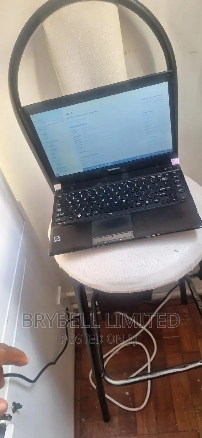 Laptop Toshiba Portege A30 4GB Intel Core I5 HDD 500GB