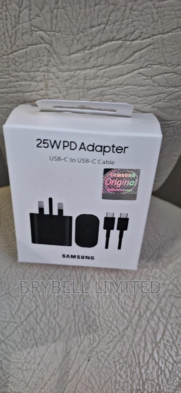 25 Watts Original PD Charger - main view