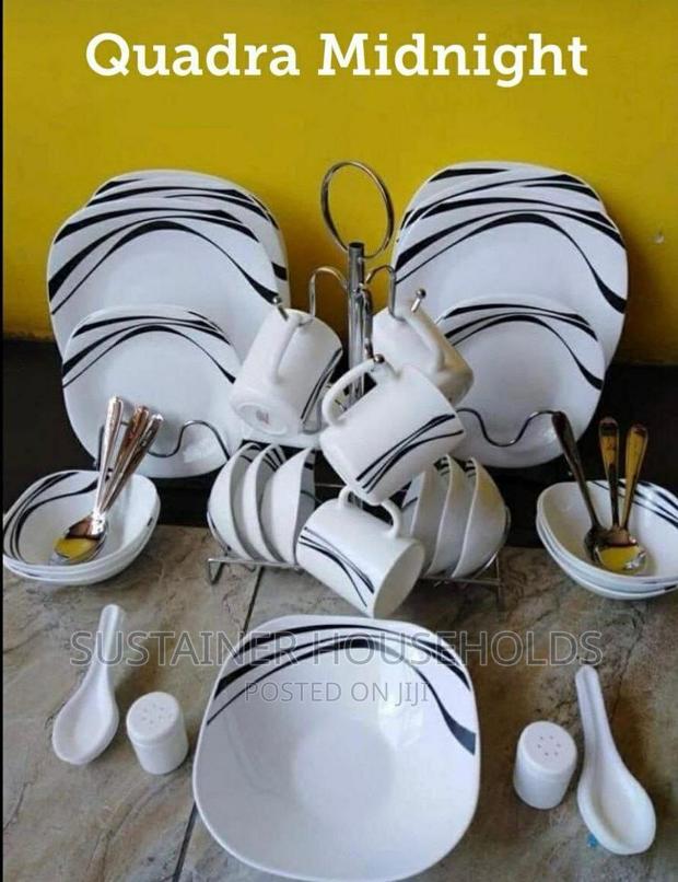 39 PCS Quadra Square Dinner Sets
Midnight
