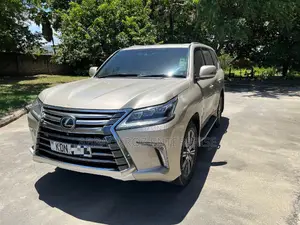 Lexus LX 570 AWD 2016 Gold