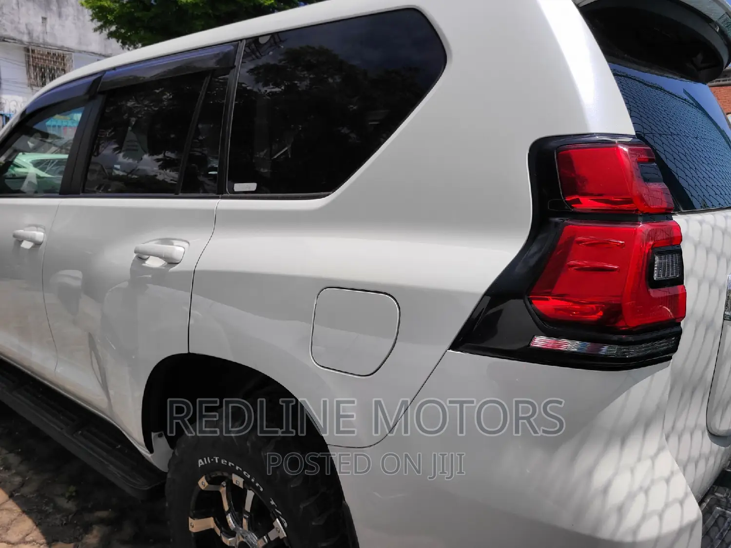 Toyota Land Cruiser Prado 2.8 2019 Pearl