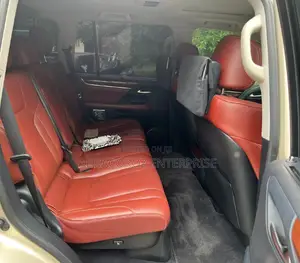 Lexus LX 570 AWD 2016 Gold