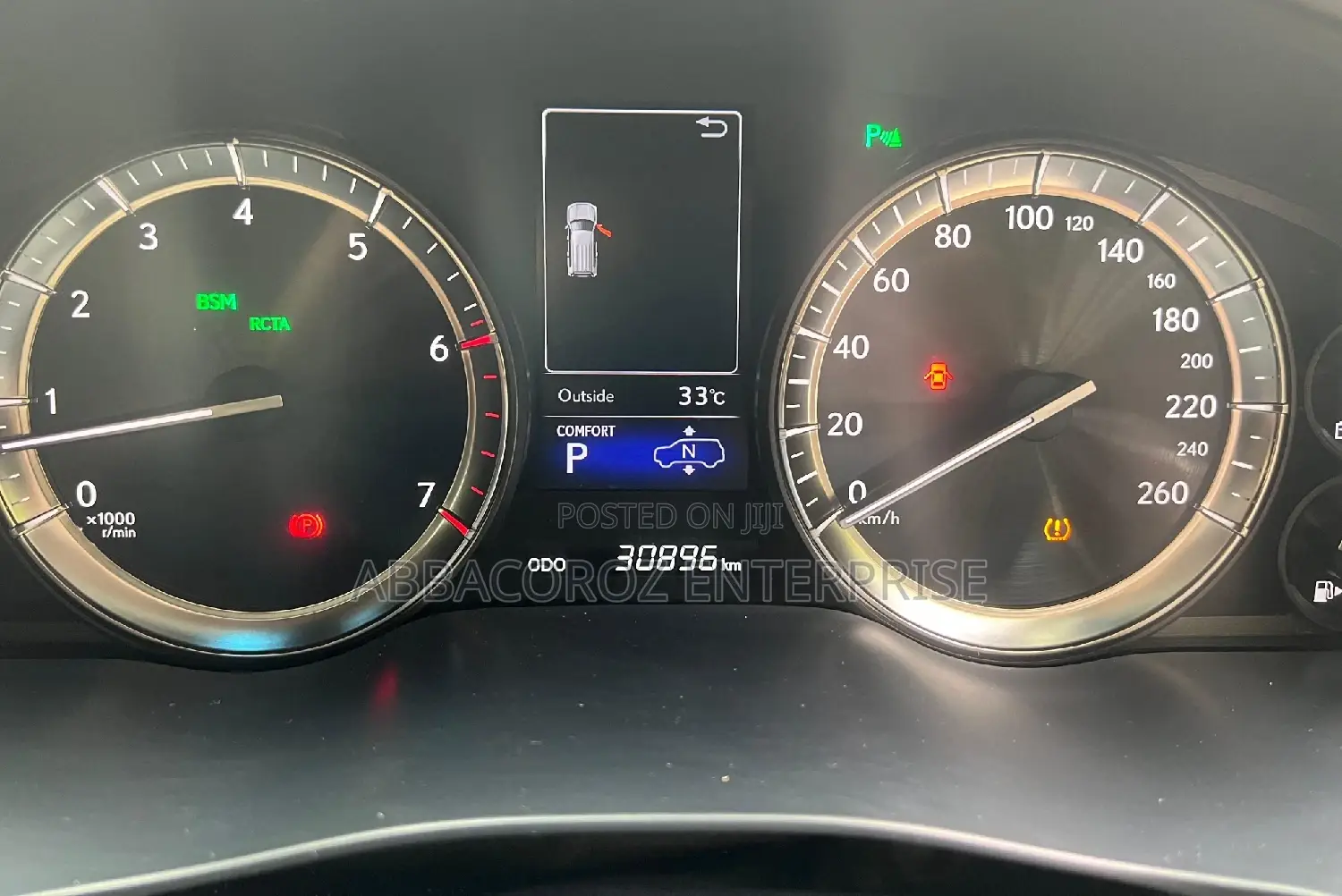 Lexus LX 570 AWD 2016 Gold