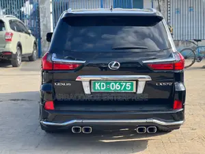 Lexus LX 570 AWD 2016 Black