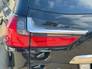 Lexus LX 570 AWD 2016 Black