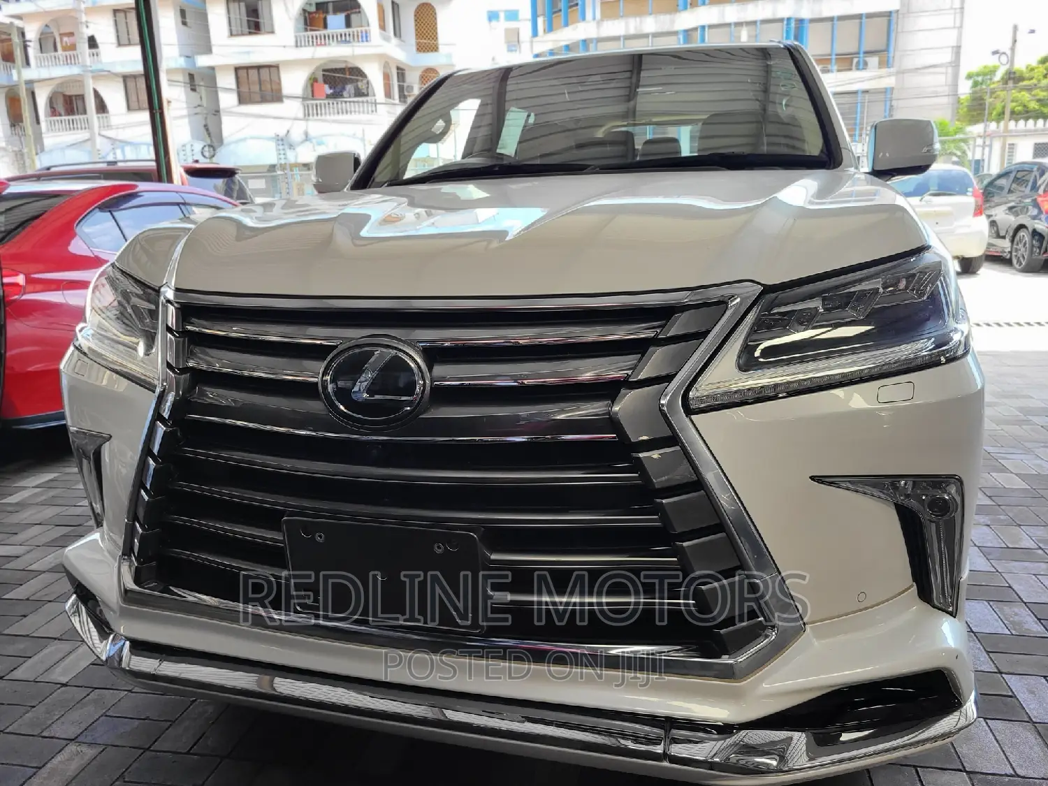Lexus LX 570 AWD 2016 Pearl