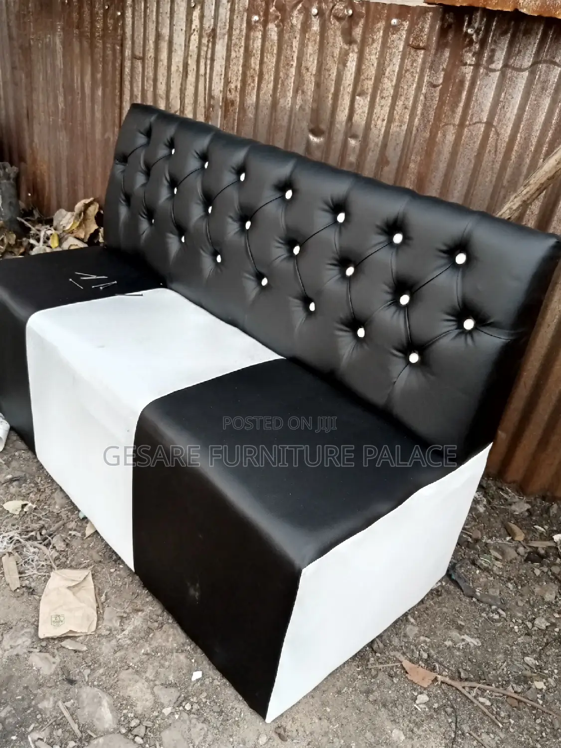 5 Fit Couch