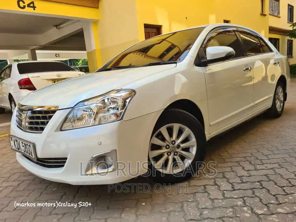 Toyota Premio 2016 White
