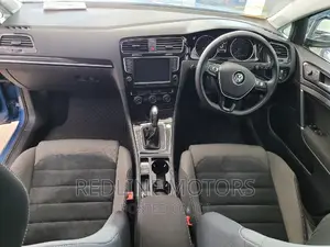 Volkswagen Golf TSI S 4-Door FWD 2016 Blue