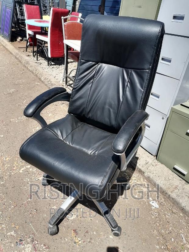 High Quality Office Chairs.