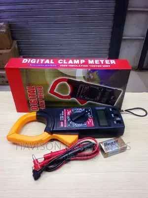 Digital Clamp Meter