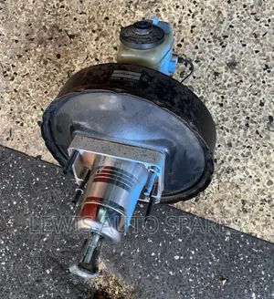 Brake Booster Hilux