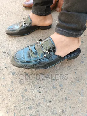 Men Classic Mules