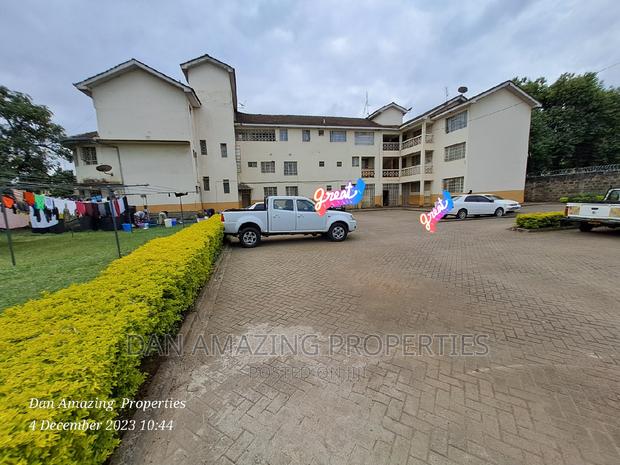 Flat for Sale in Pangani on 1/2 Acre Corner Plot - thumbnail 5