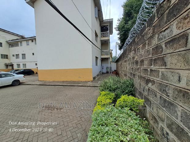 Flat for Sale in Pangani on 1/2 Acre Corner Plot - thumbnail 12