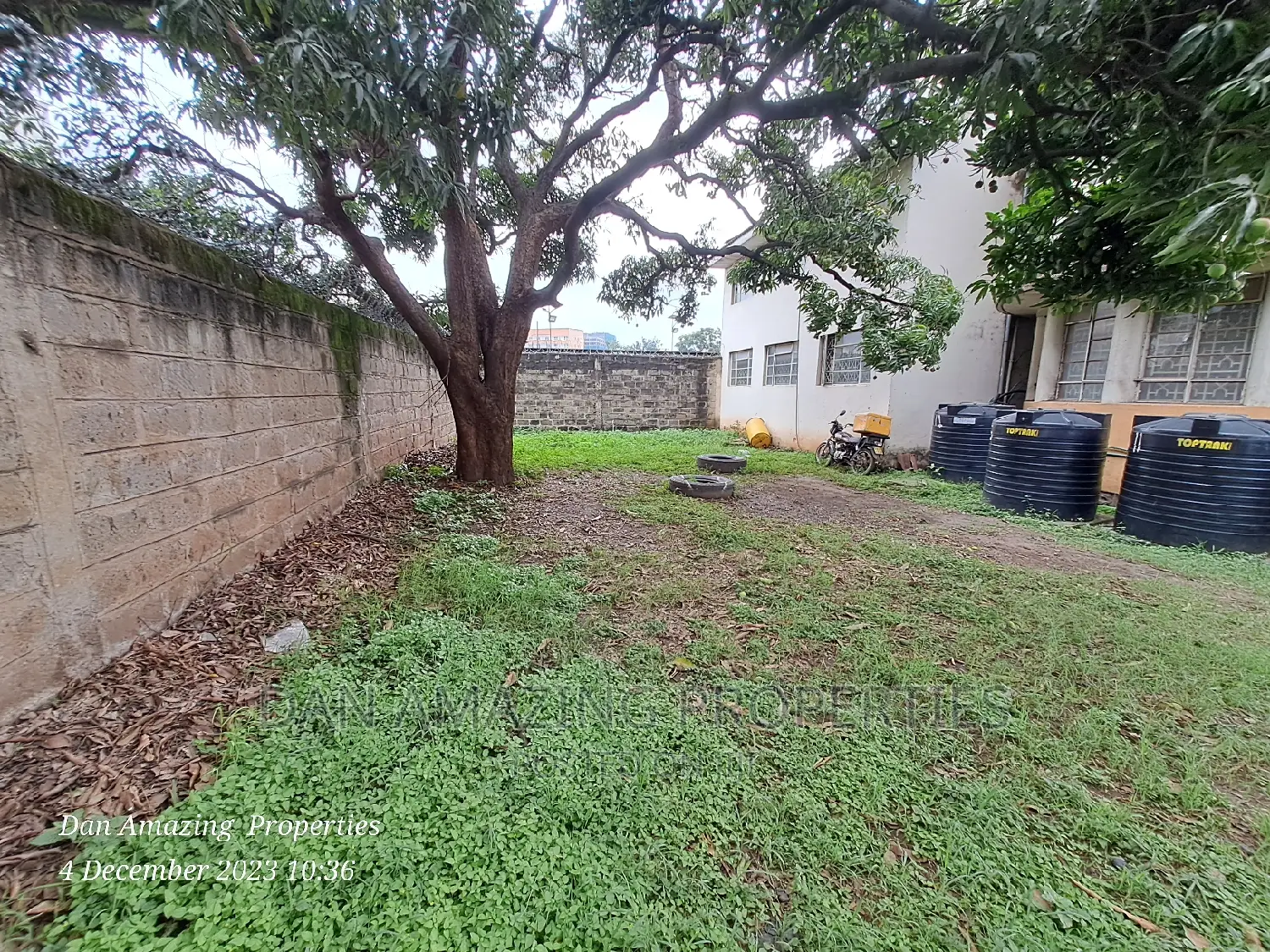 Flat for Sale in Pangani on 1/2 Acre Corner Plot
