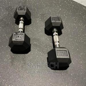 5kg Hexagonal Dumbbell - Pair - thumbnail 2