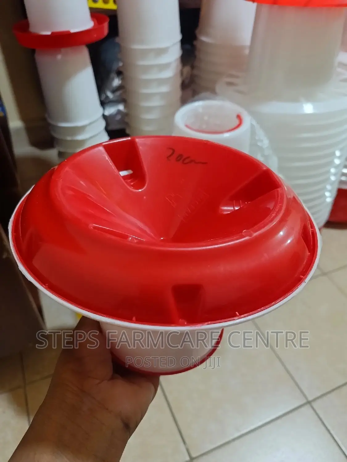 1.5 Kg Chicken Feeders -20 Cm Diameter