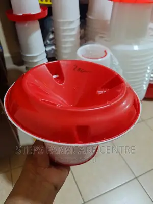 1.5 Kg Chicken Feeders -20 Cm Diameter