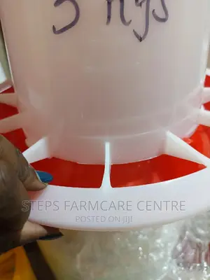 3 Kg Chicken Feeders -30 Cm Base Diameter