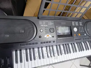 PSR S -438 Professional Electronic Keyboard 61 Key