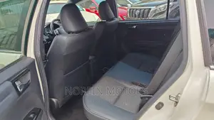 Toyota Corolla Fielder 2017 Pearl