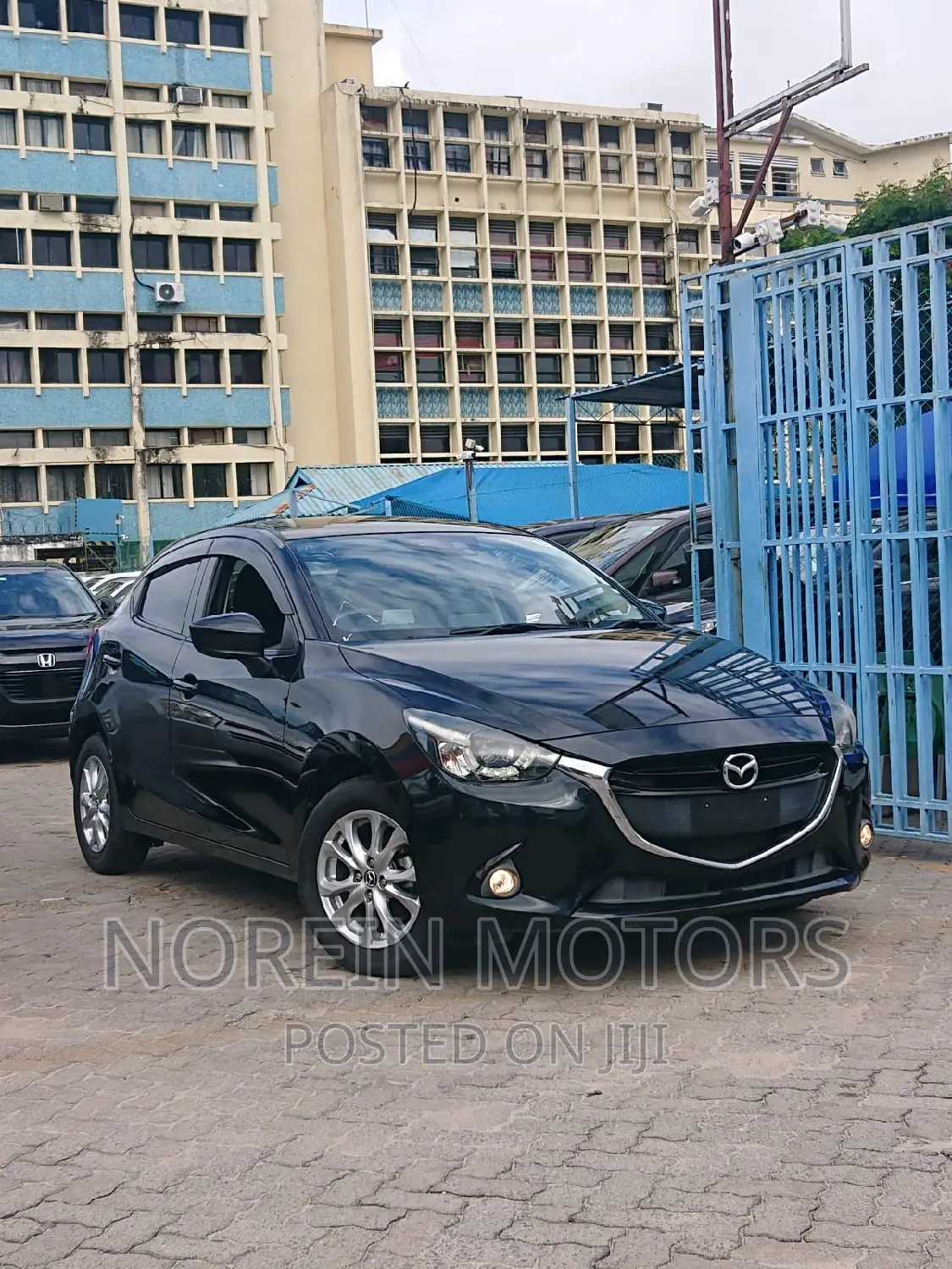 Mazda Demio 2017 Black