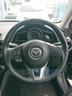 Mazda Demio 2017 Pink