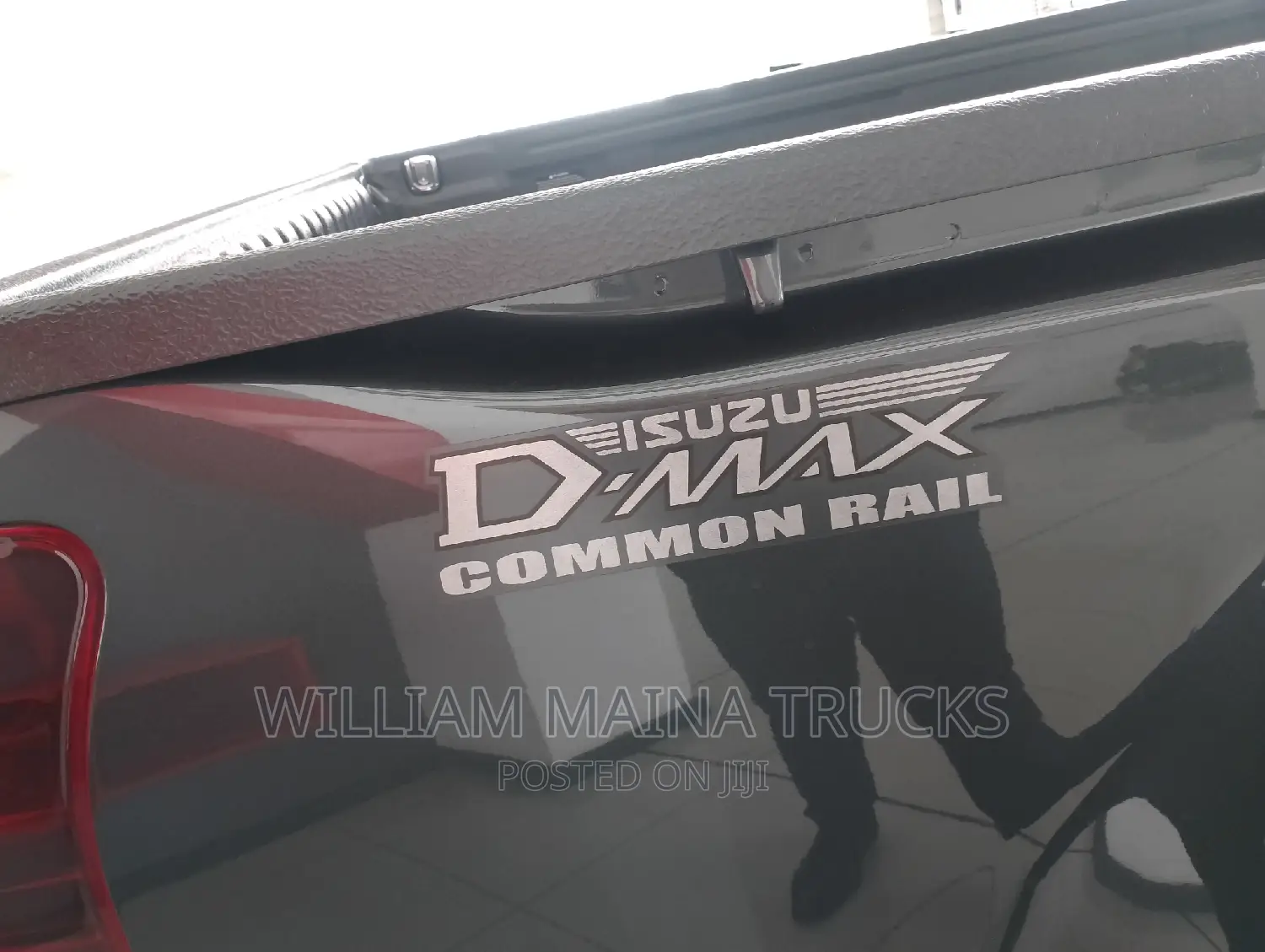 New Isuzu D-MAX 2023 Black