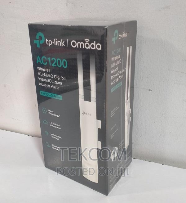 Tp Link Eap225^Tp Link Eap225-outdoor Ac1200 Access Point - main view