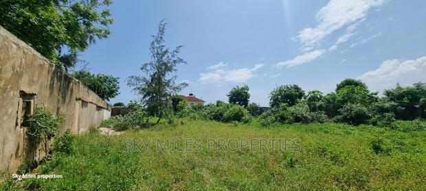 Serena, 1/2 Acre Land on Sale - thumbnail 8