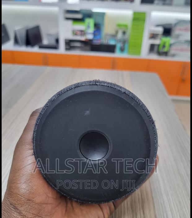 Amazon Echo (2nd Generation, Charcoal Fabric) - thumbnail 3