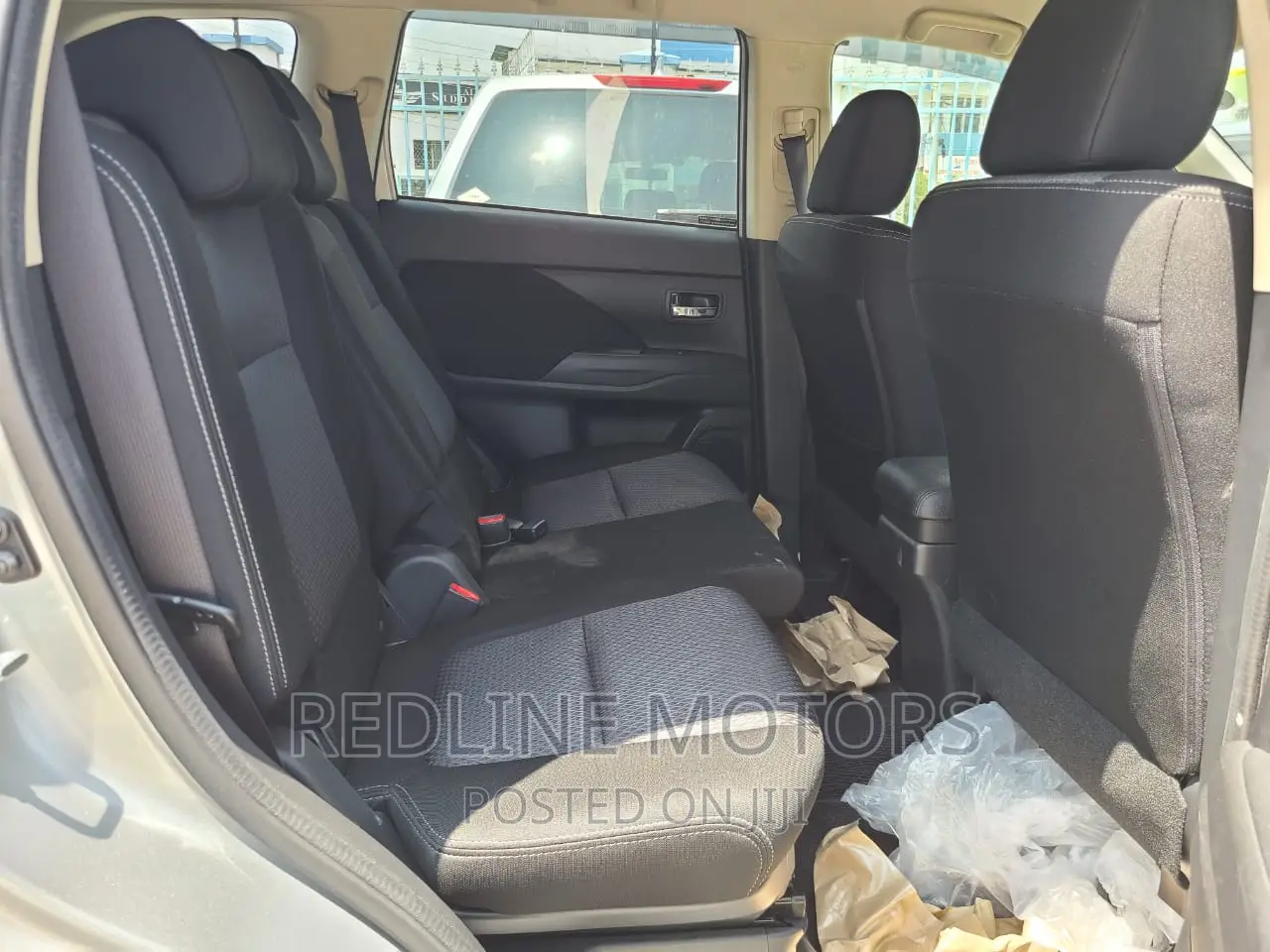 Mitsubishi Outlander 2018 Silver