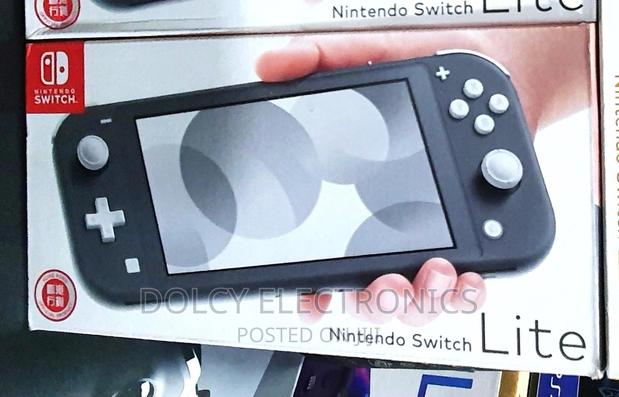 Nintendo Switch Lite - thumbnail 3