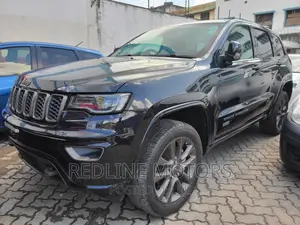 2016 Jeep Grand Cherokee Laredo 4x4 SUV Black