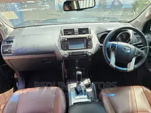Toyota Land Cruiser Prado 2.8 D-4D 2016 Black