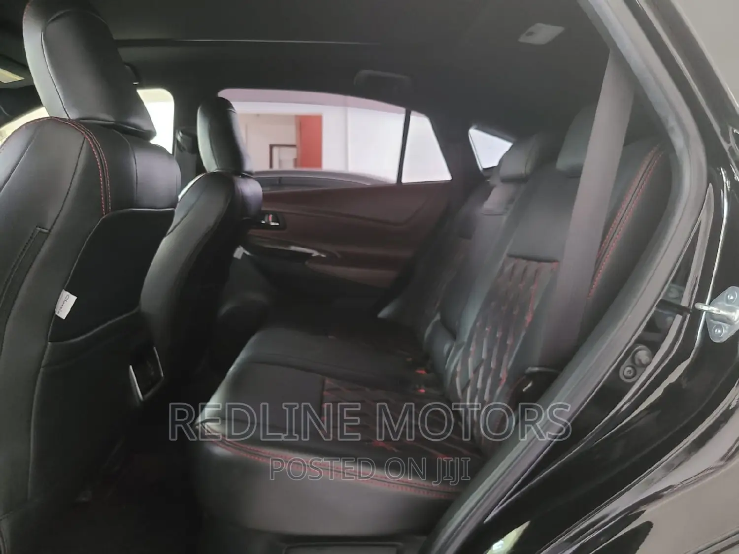 Toyota Harrier 2.0 4WD 2017 Black