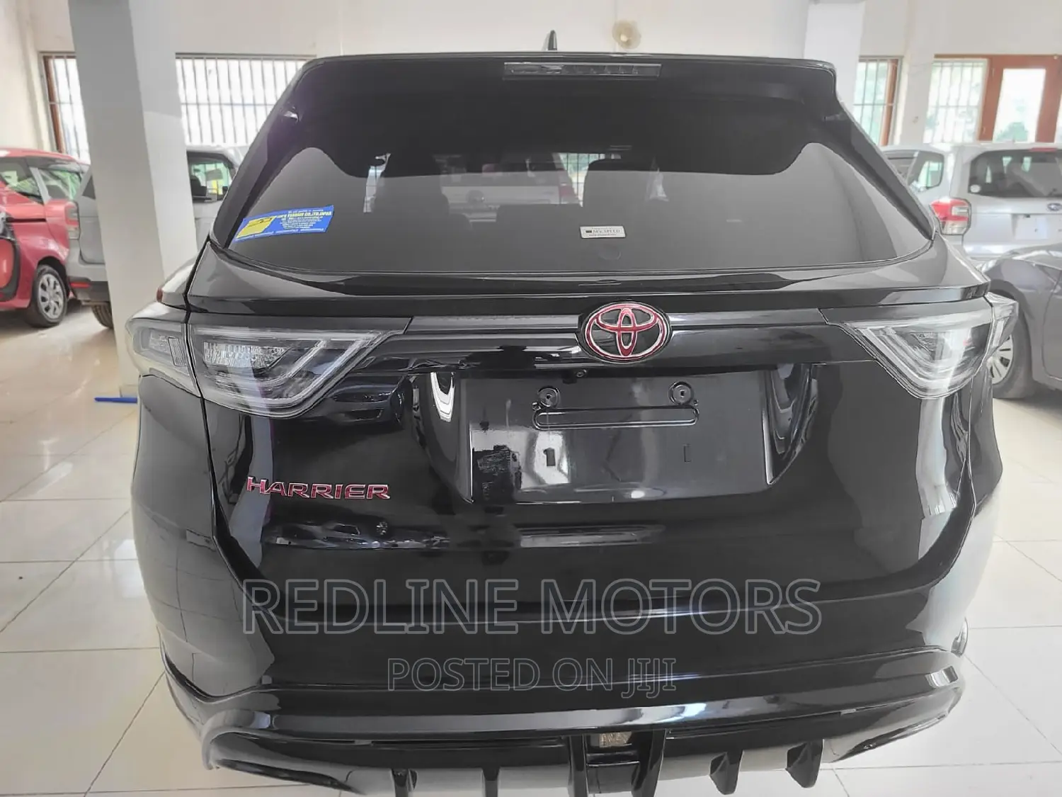 Toyota Harrier 2.0 4WD 2017 Black