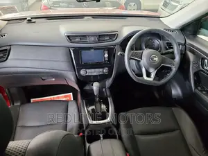 Nissan X-Trail 2.0 Petrol AWD 2017 Red