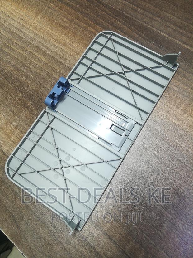Hp 1102 Input/Output Trays