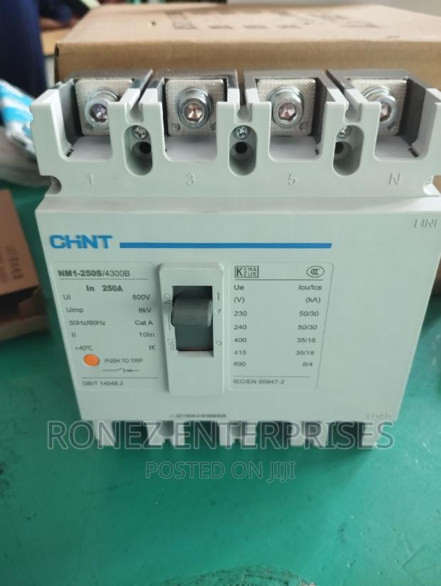 McCb 4pole 250amps - thumbnail 2