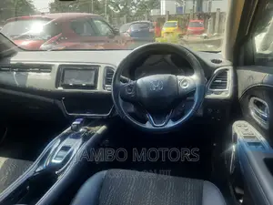 Honda Vezel 1.5 Hybrid 2WD 2017 White