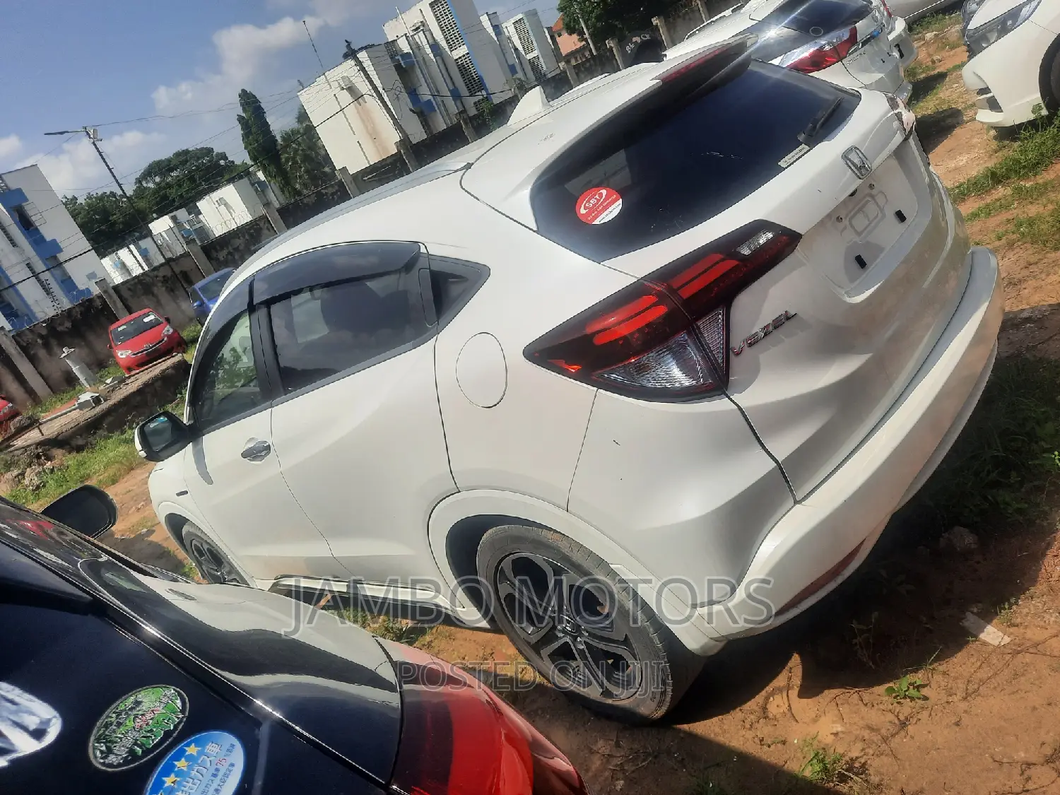 Honda Vezel 1.5 Hybrid 2WD 2017 White