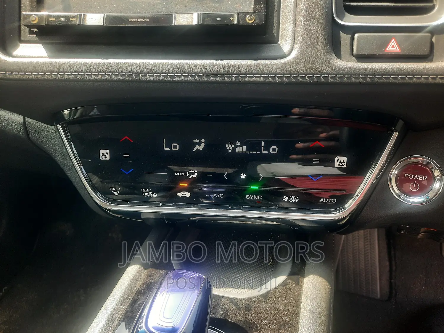 Honda Vezel 1.5 Hybrid 2WD 2017 White