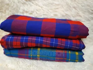 Maasai Shuka Throw Blanket
✓/ Traditional African Shuka