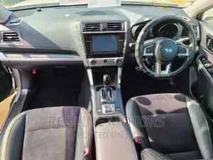 Subaru Outback 2.5i AWD 2016 Pearl
