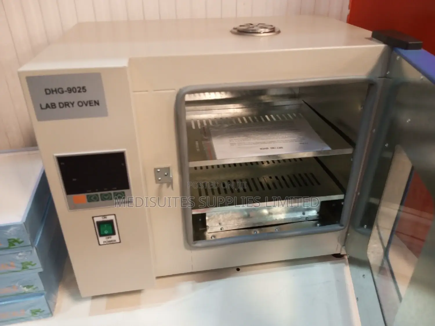 Hot Air Oven .