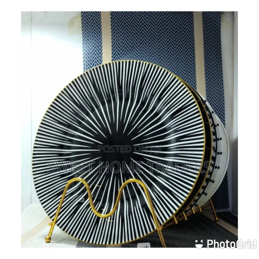 Set of 6 Ceramic Plates